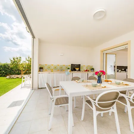 Helloapulia - Capitolo - Pool, Outdoor Kitchen & Monopoli