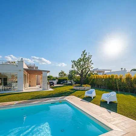 Вилла Helloapulia - Capitolo - Pool, Outdoor Kitchen & Монополи