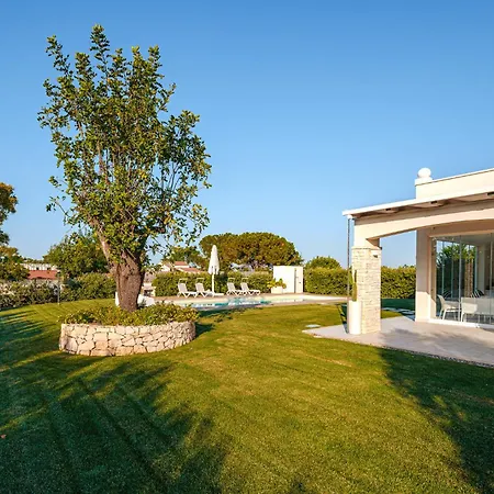 Вилла Helloapulia - Capitolo - Pool, Outdoor Kitchen & *