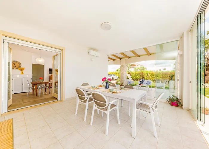 Helloapulia - Capitolo - Pool, Outdoor Kitchen & Vila